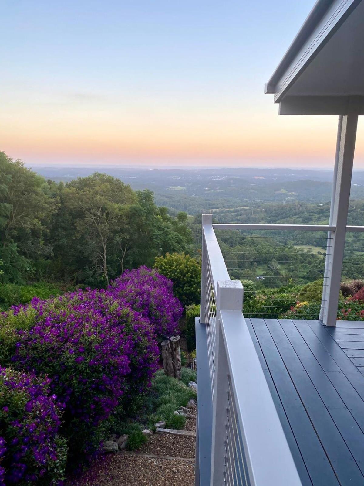 Flaxton Garden Home With Spectacular Coastal Views Montville Luaran gambar